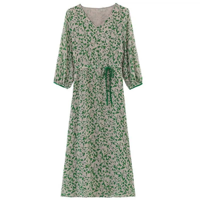 Women's Knee-length Tea Dress with Floral Print and Tie Detail