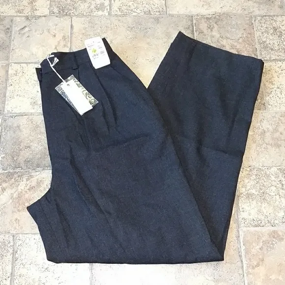 Wool pants suit BNWT